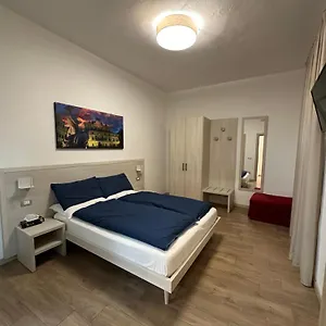 Gasthof Residenza Pezzani, Parma